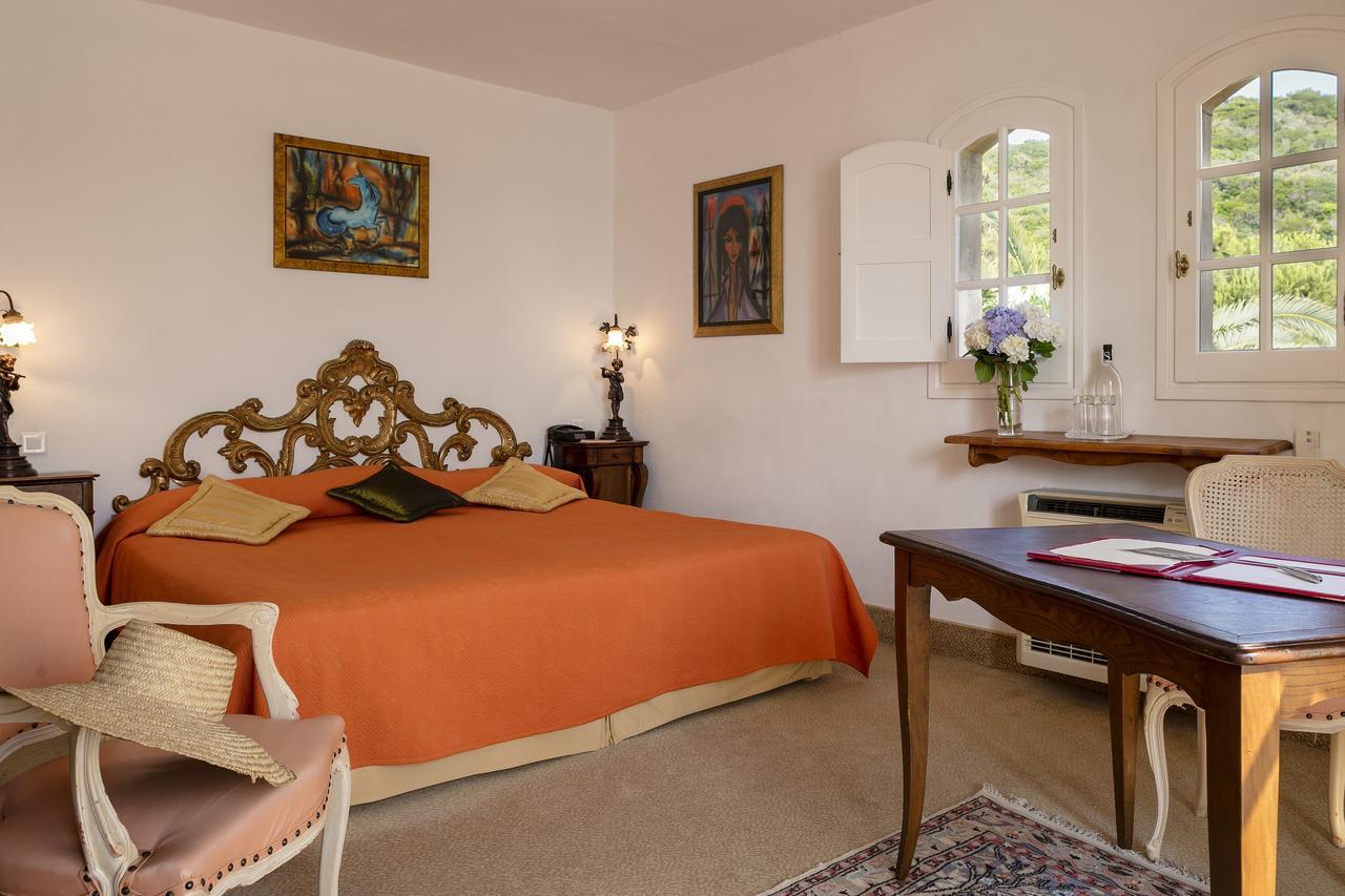 פורטיסיו Hotel Le Maquis מראה חיצוני תמונה