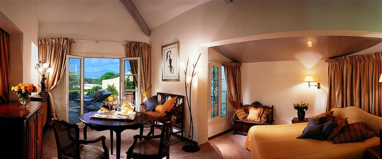 פורטיסיו Hotel Le Maquis מראה חיצוני תמונה